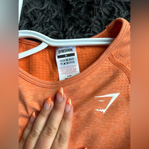 NWOT gymshark long sleeve 🍊 - Picture 3 of 3